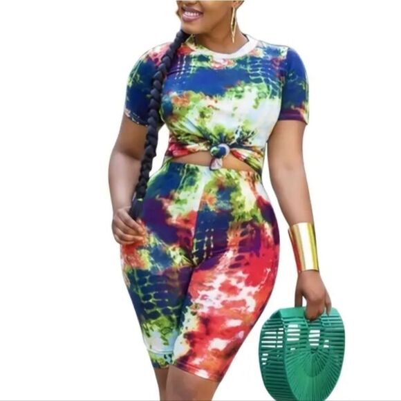 Plus size Tie Dye all over print 2pc high waist short set - Picture 1 of 4